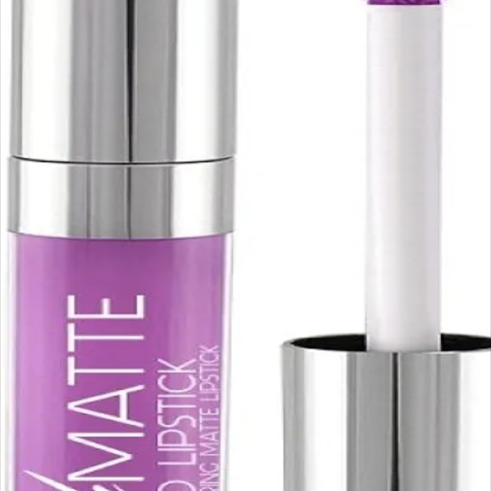 Luxurious Matte Lipstick - Bold Pink